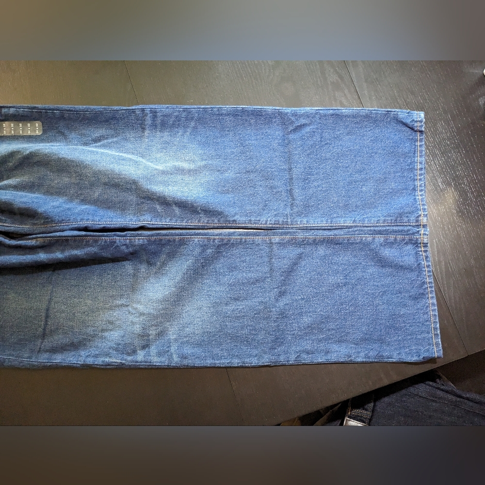 New Gap Men's Jeans - Picture 5 of 6